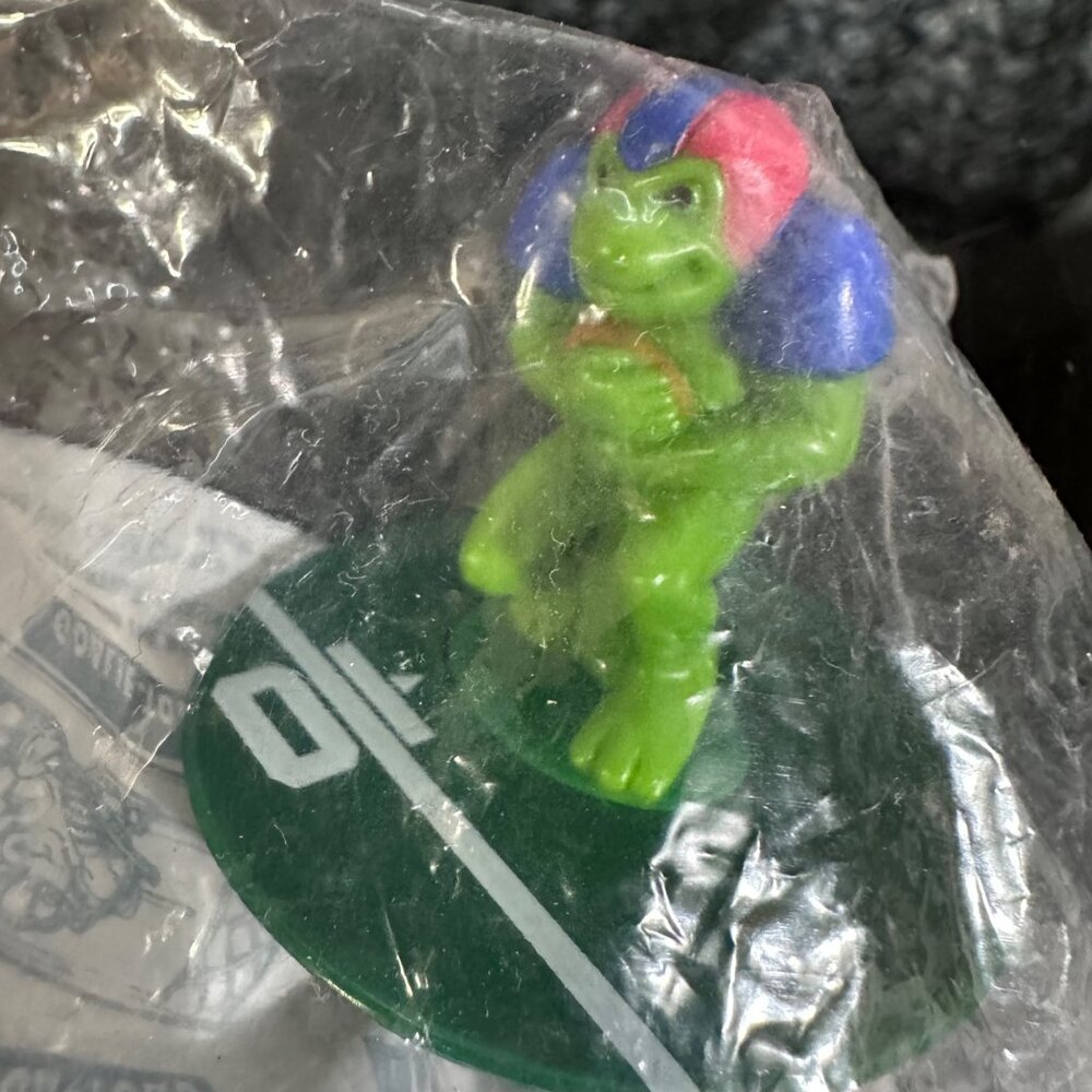 Bad Atti-Toads Vintage Sports Collectible Toy 1998 Carls Jr Promo - Picture 2 of 6